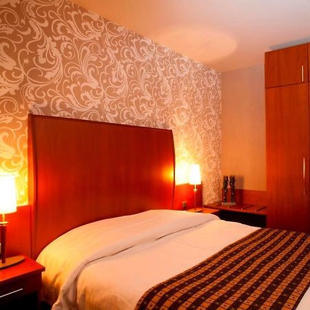 Hotel De Notelaer Борнем Экстерьер фото