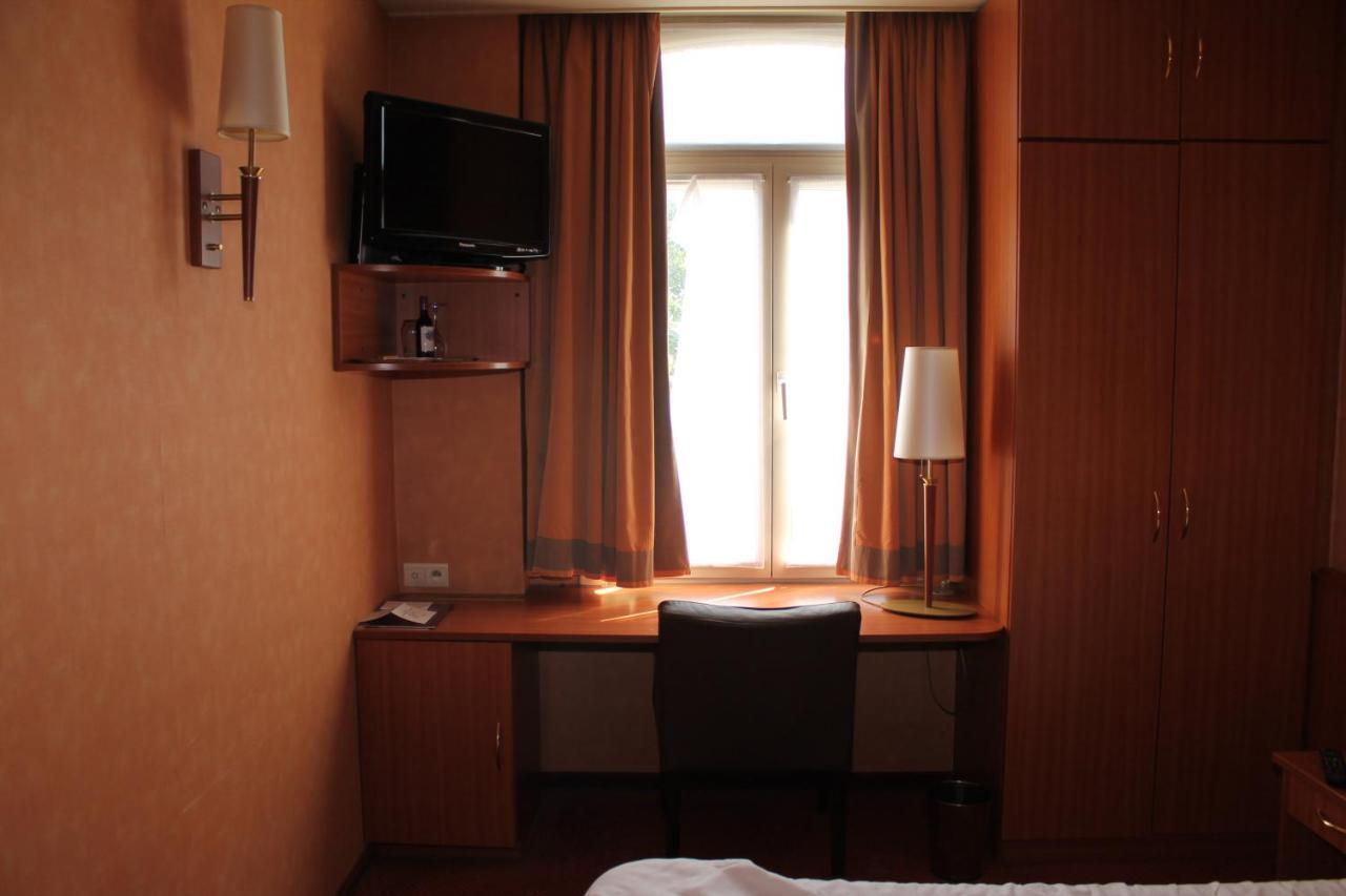 Hotel De Notelaer Борнем Экстерьер фото